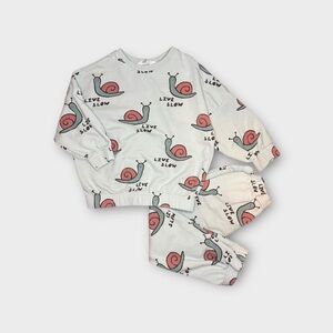 H&M Live Slow Snail Pattern Sweatshirt & Jogger Sweatpants Matching Set